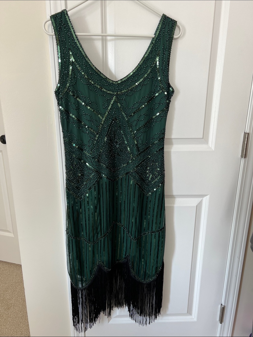 Embellished Sleeveless Fringe Sheath Flapper Style Dress in Dark Green